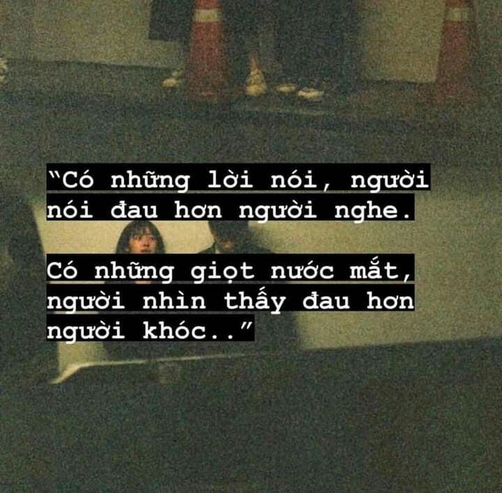 Chìm đắm trong suy tư