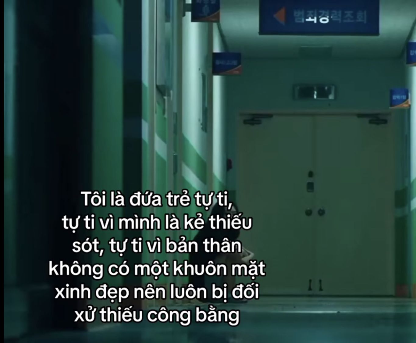 Dáng vẻ suy tư